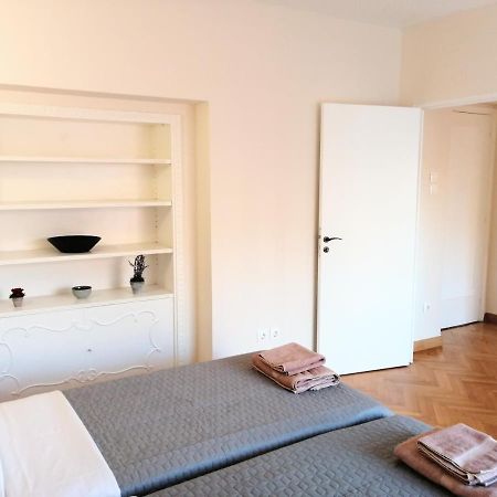 Stylish Central Penthouse Apartment Athens Exterior photo